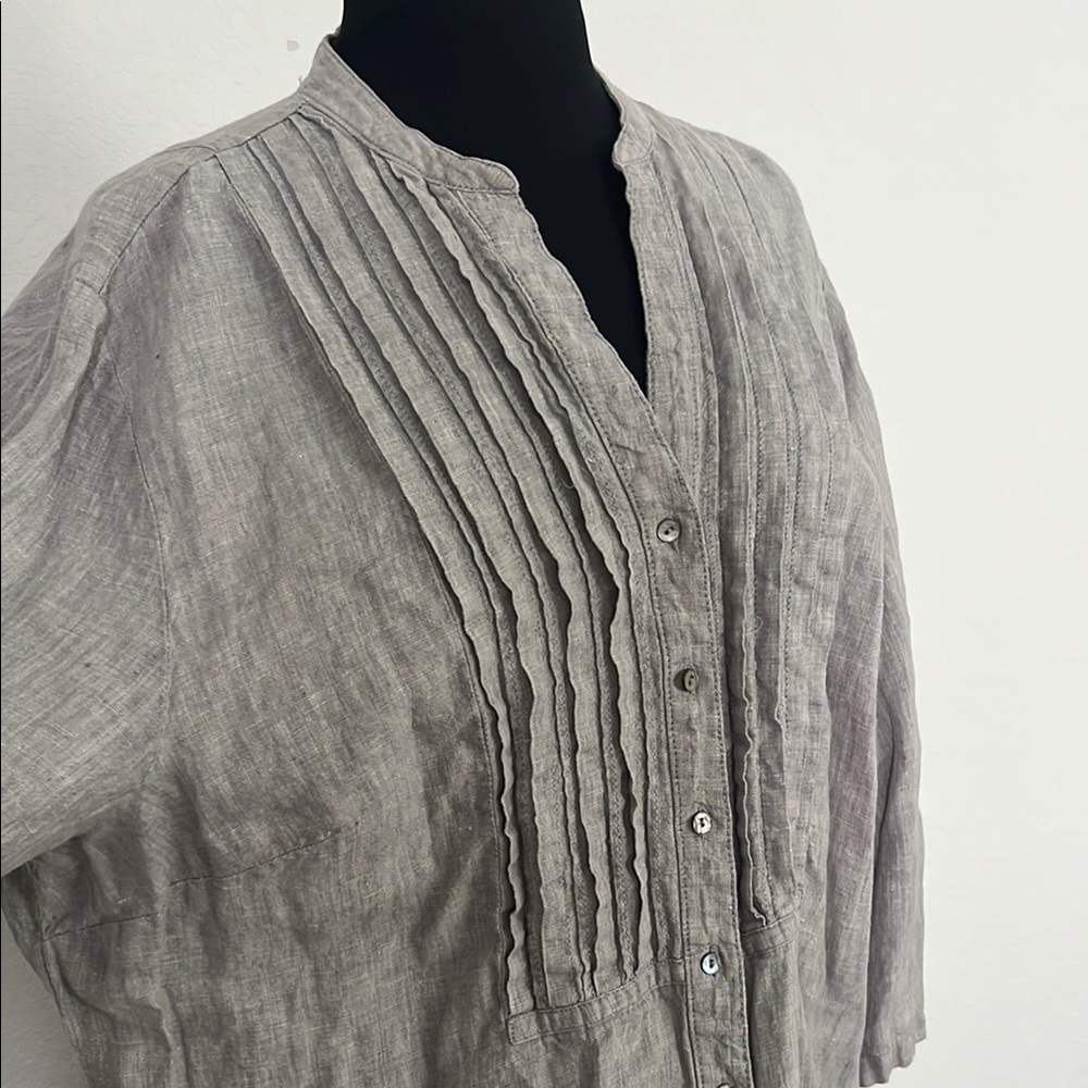 Ruby Rd Gray Linen Top - Picture 2 of 13